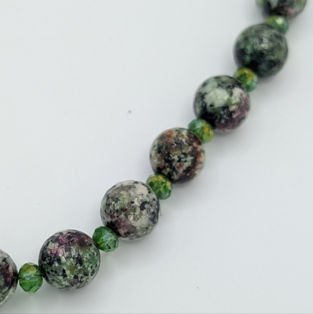 Ruby Zoisite Faceted Bead Necklace 20" - Picture 6 of 10